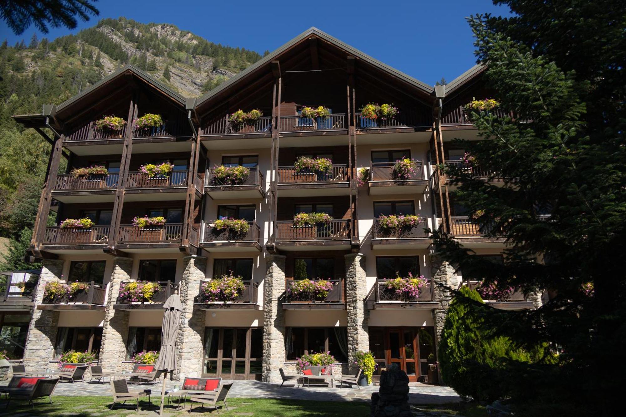 Qc Termemontebianco Hotel Pre-Saint-Didier Exterior photo