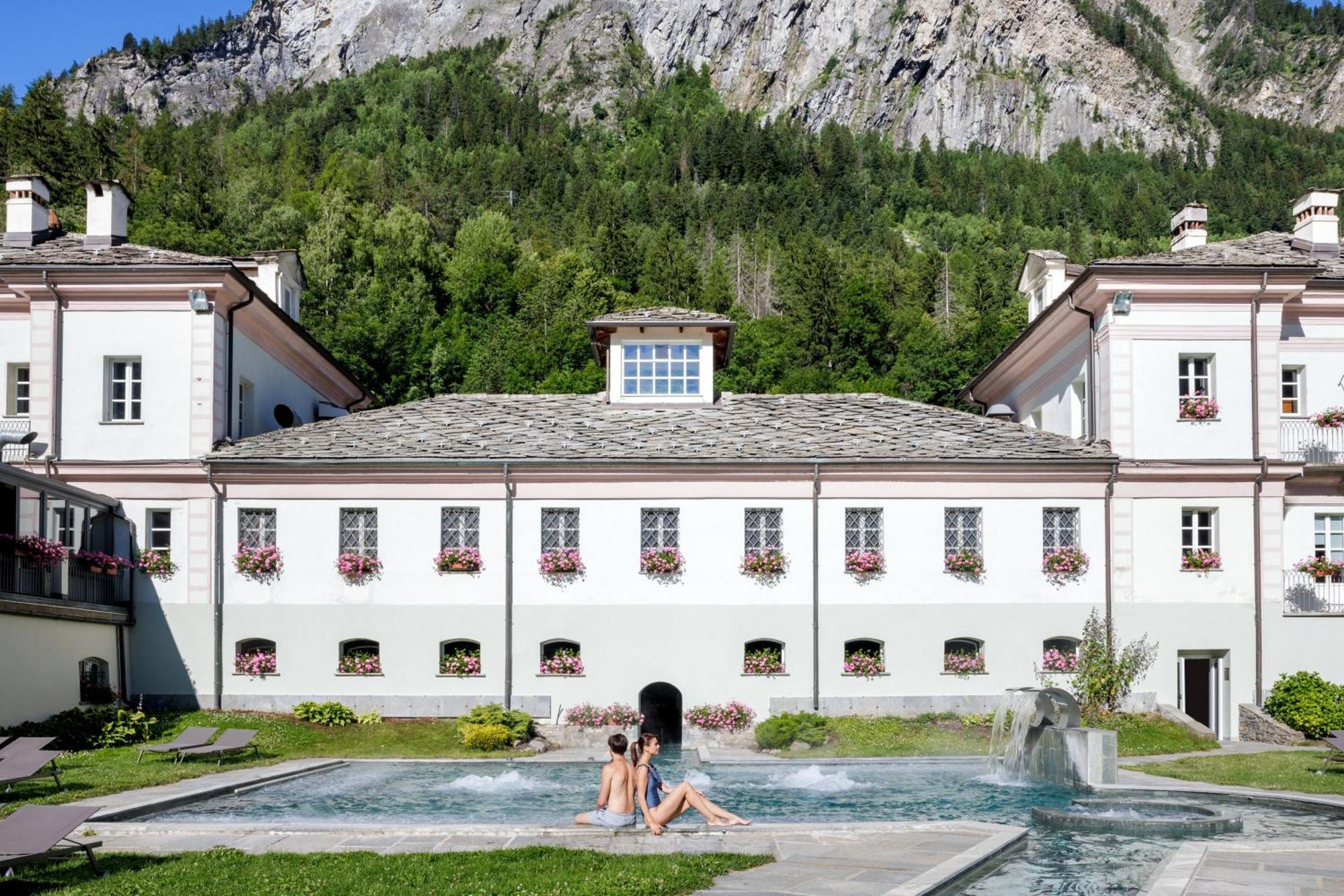 Qc Termemontebianco Hotel Pre-Saint-Didier Exterior photo