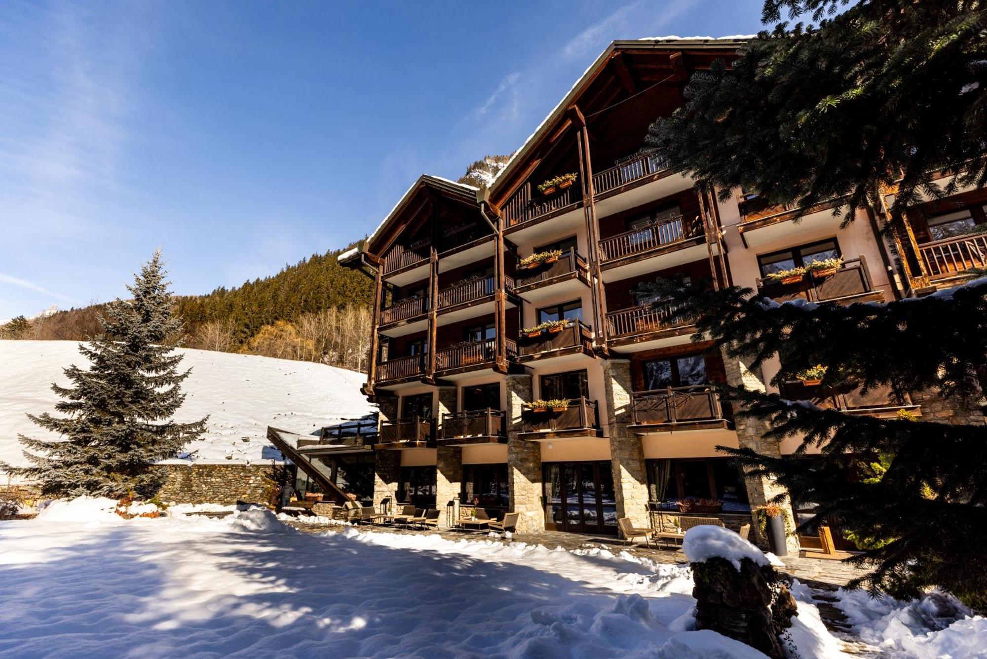 Qc Termemontebianco Hotel Pre-Saint-Didier Exterior photo